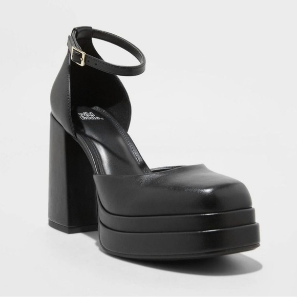 Bianca Black Platform Pumps Size 8.5 - Picture 2 of 4